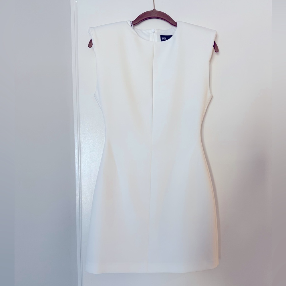 MINI DRESS WITH SHOULDER PADS color:OYSTER-WHITE size: XS